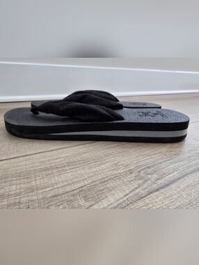 Kuailu Flip Flops